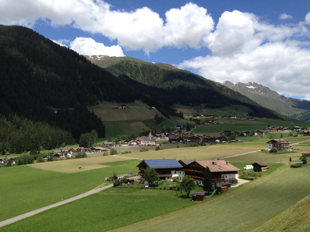 Kradorferhof Lägenhet Santa Maddalena in Casies Exteriör bild
